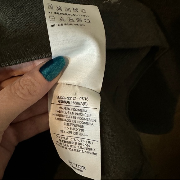 COPY - Arc'teryx Women’s Brown Desira Tunic Cowl Neck Sweater Size Small - Picture 10 of 10